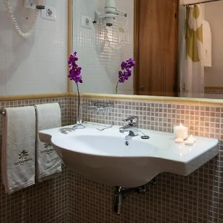 Sotavento Club Apartahotel 4*