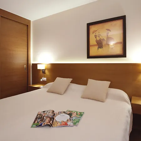 Apartahotel Sotavento Club 4*