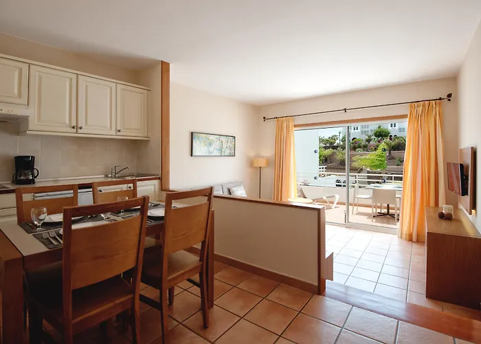 Апарт-отель Sotavento Club Коста Калма